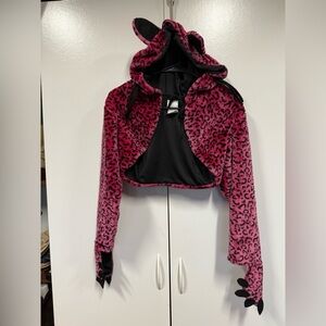 Spirit Halloween pink cropped leopard hooded coat. Cosplay. Comicon.